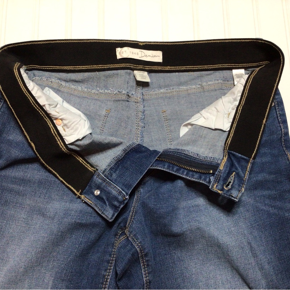 Cato 12p Women's Straight Leg Blue Jeans (0205) - Picture 5 of 10